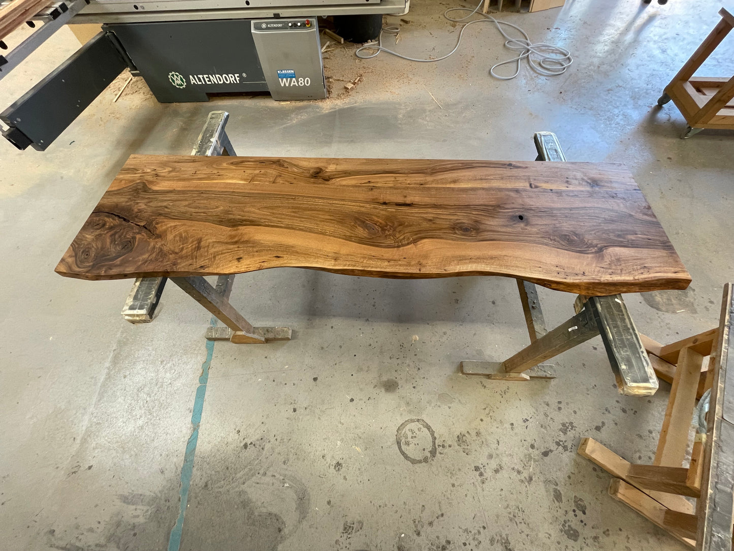 Massive Nussbaumplatten bis 200cm Länge / Holzplatten geölt - verschiedene Größen / Für Waschtische Beistelltisch - Fensterbänke