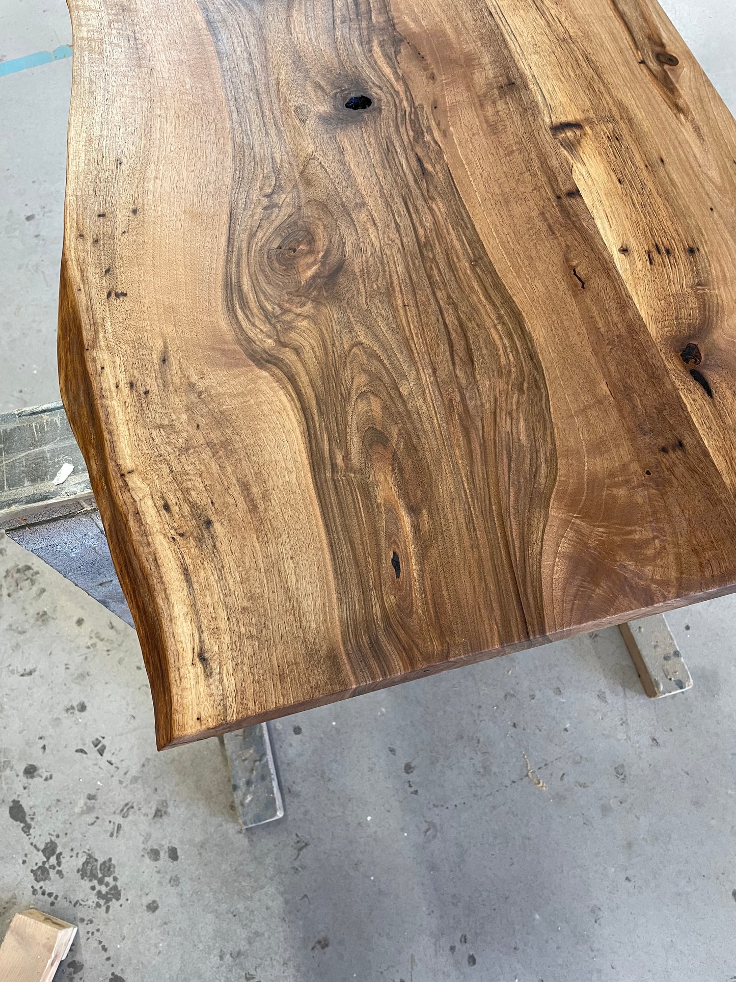 Massive Nussbaumplatten bis 200cm Länge / Holzplatten geölt - verschiedene Größen / Für Waschtische Beistelltisch - Fensterbänke
