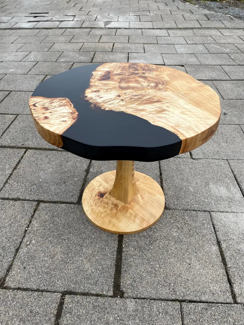 Holzunikate
Massivholztischplatte
massivholztisch manufaktur
