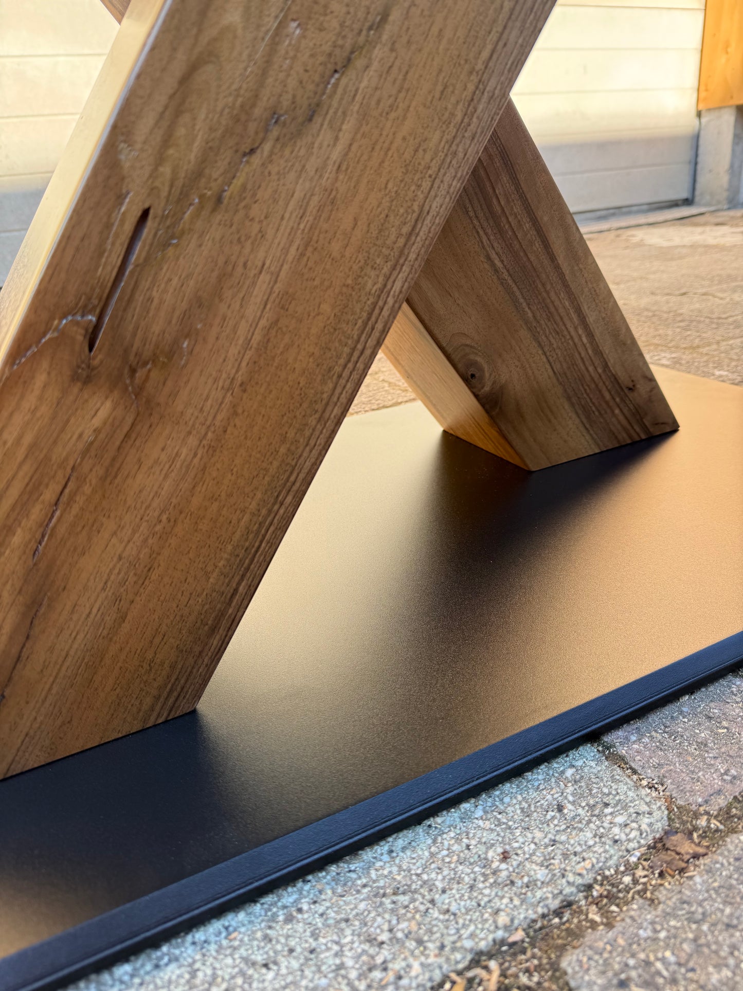 Tischgestell X | Nussbaum x Metall