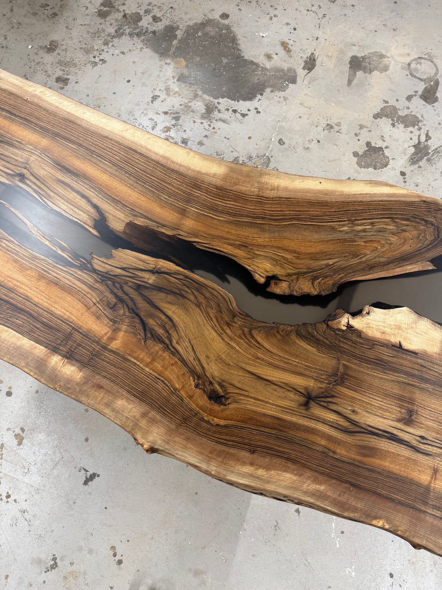 Walnuss Tischplatte geölt - EINZELSTÜCK, sofort verfügbar