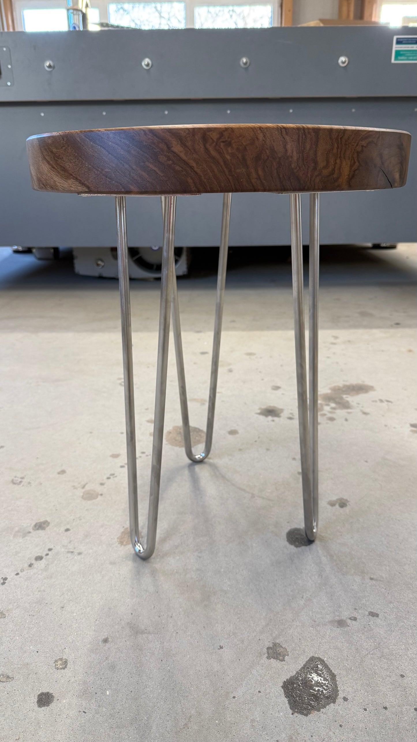 Beistelltisch Walnuss - Runder Holztisch - 42cm Durchmesser