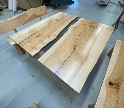 Tischplatte 160cm/160cm inkl. Bänke