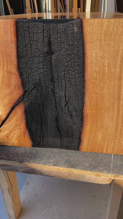 Eiche Massivholztisch Couchtisch / Flambierter Couchtisch / Epoxidharztisch / Massivholztischplatte